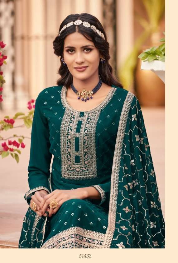 Hazel by Fiona view 3