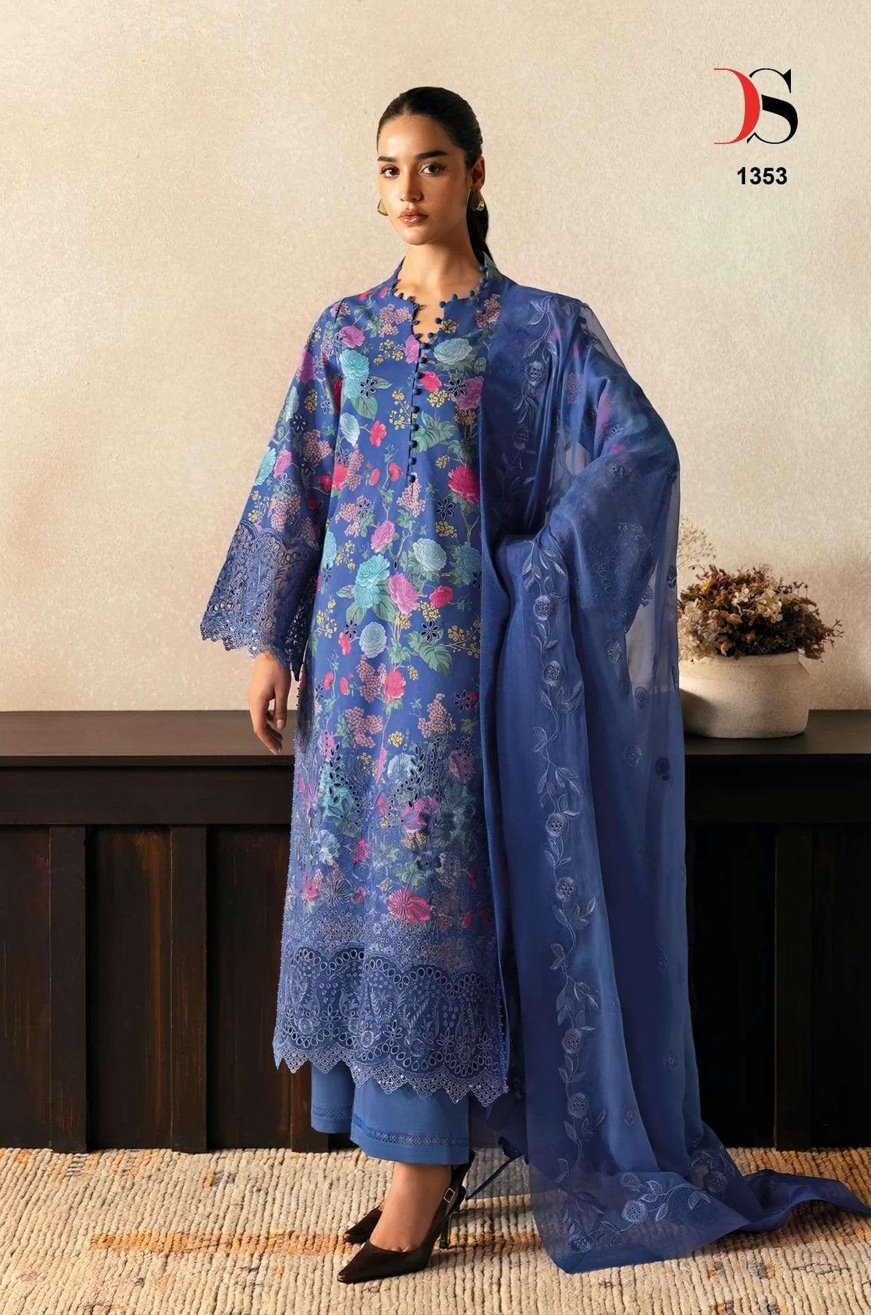 Shree Deepsy Rungrez Chikankari view 4