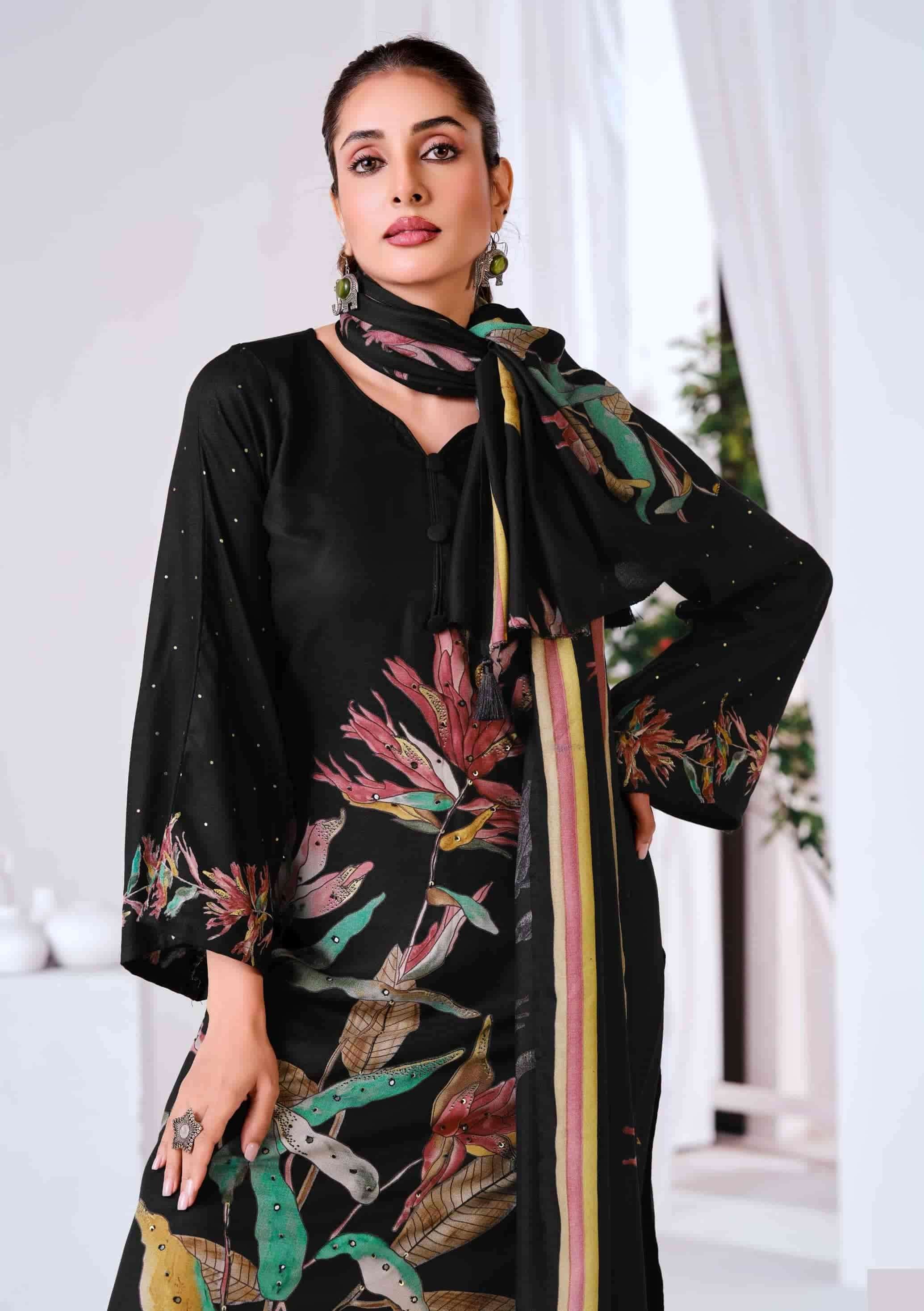 Noor E-Kashmiri by Mumtaz Arts view 5