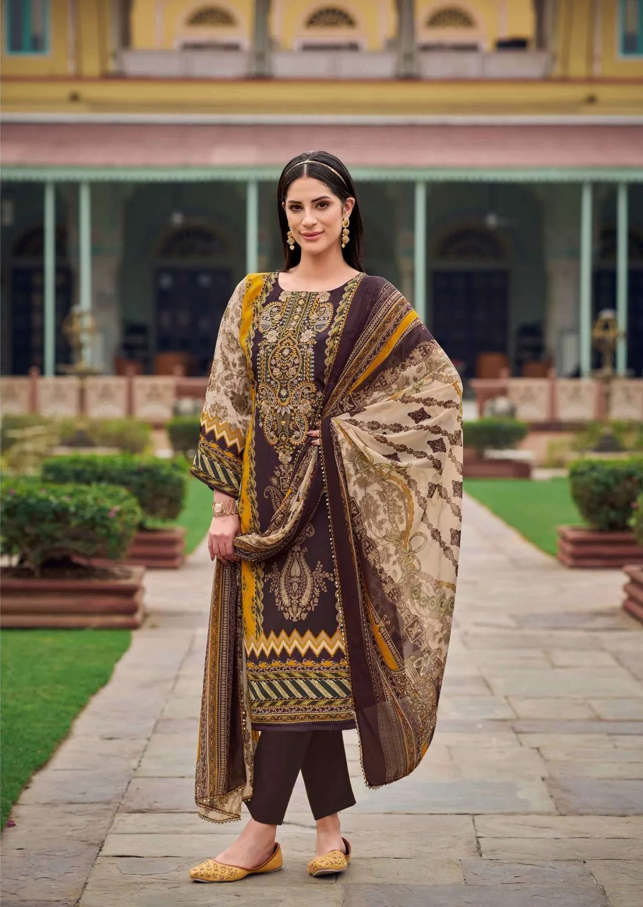 Belliza Naira volume 101 view 6