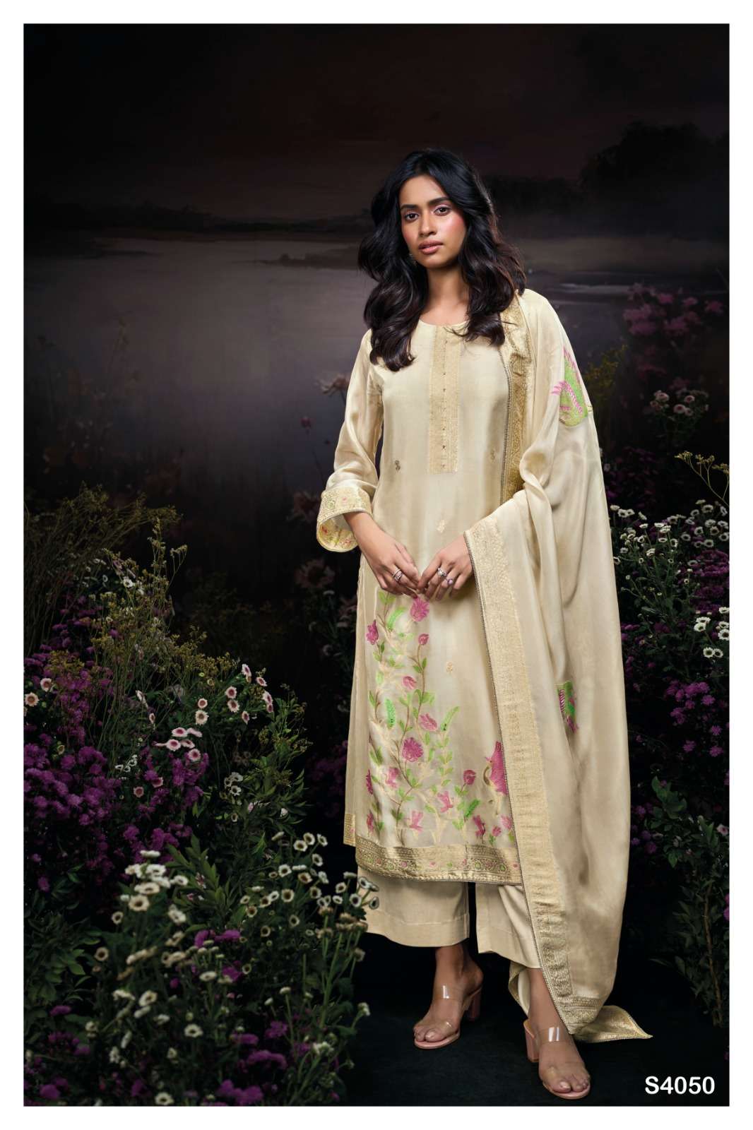 Ganga Fashion Kaneeza 4050 Pure Organza Silk Designer Silk Collection view 4