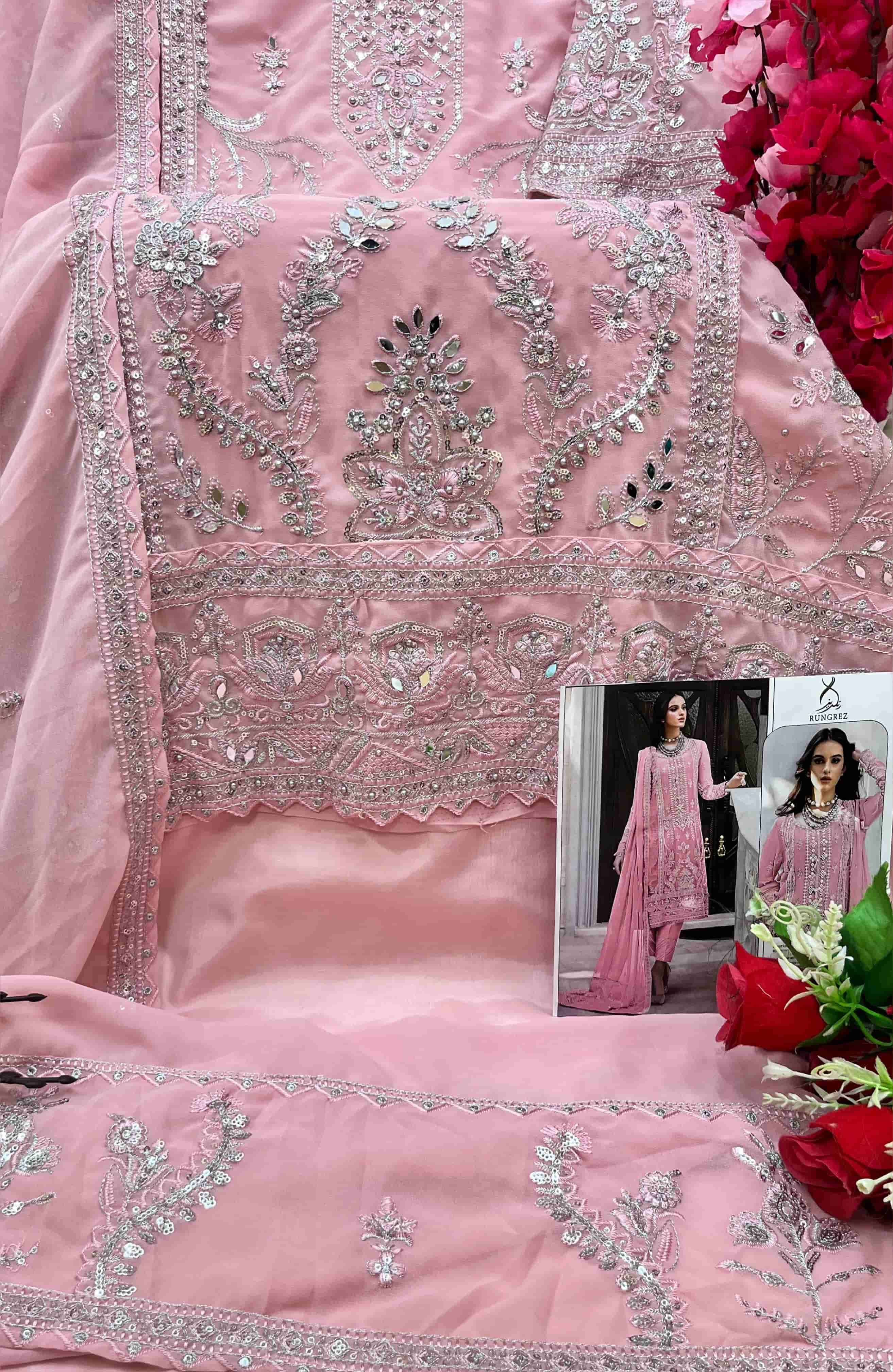 Rungrez 5005 C Heavy Embroidered Pakistani Salwar view 3