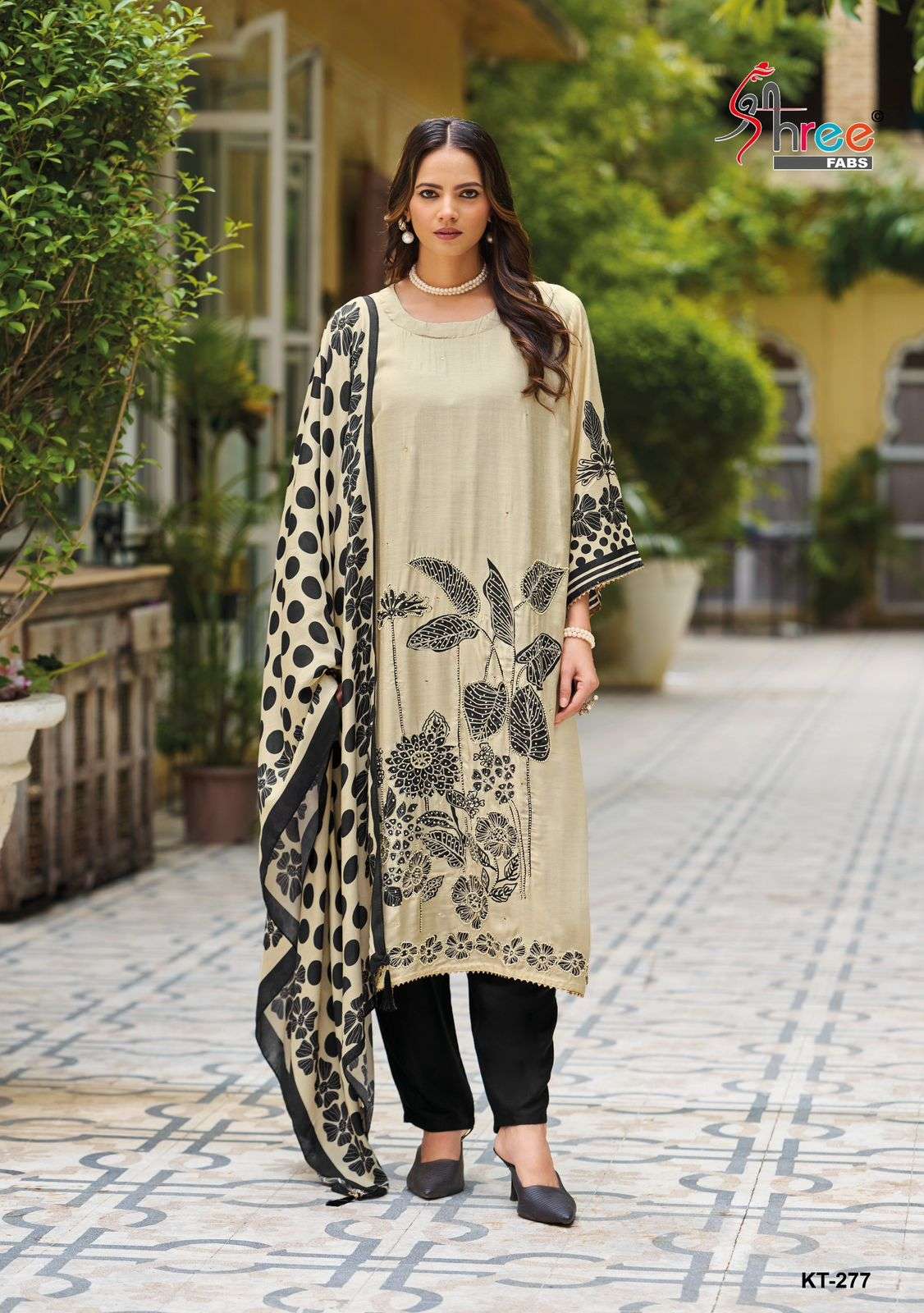 Shree Fabs Kt 277 A Pakistani Hit Design Muslin Pakistani Dress New Collection view 3