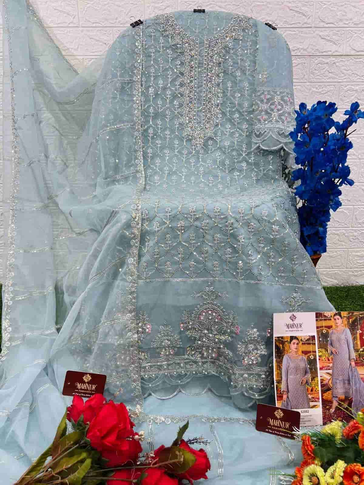 Mahnur Fashion Mahnur Vol 52 Pakistani Party Wear Style Designer Embroidered Suit Collection view 4