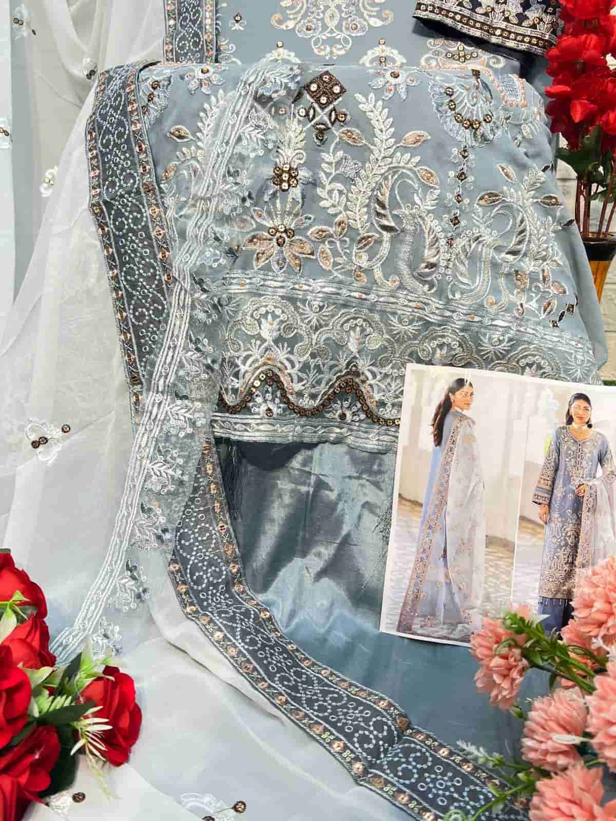 Al Khushbu 6006 Pakistani Style Heavy Designer Salwar Kameez Exporter view 4