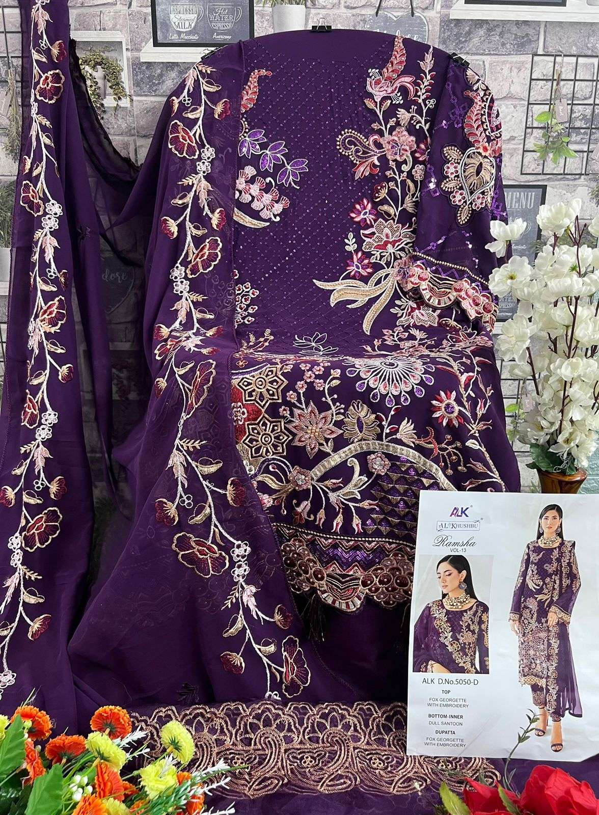 Zaha 5050 D Exclusive Heavy Designer Pakistani Georgette Suit Ensemble view 2