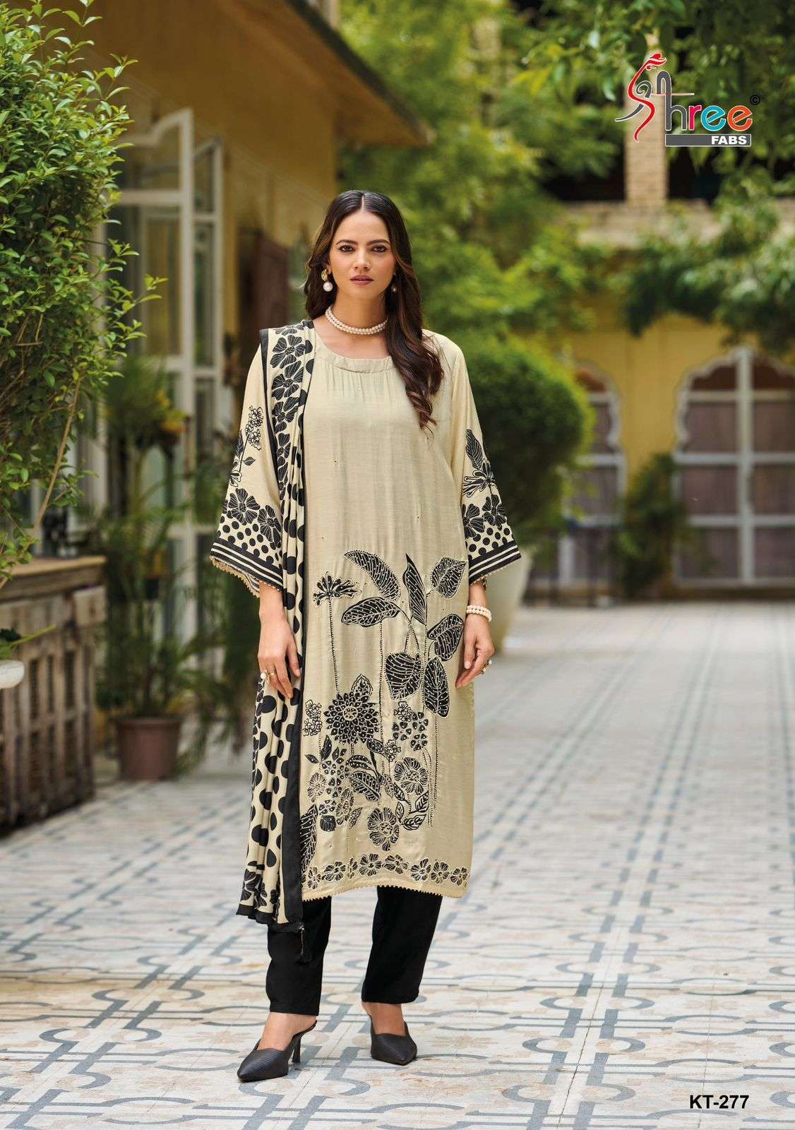 Shree Fabs Kt 277 A Pakistani Hit Design Muslin Pakistani Dress New Collection view 2
