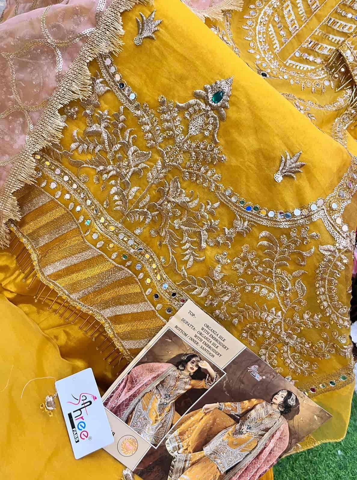 K 1958 Heavy Embroidered Organza Salwar Suit view 3