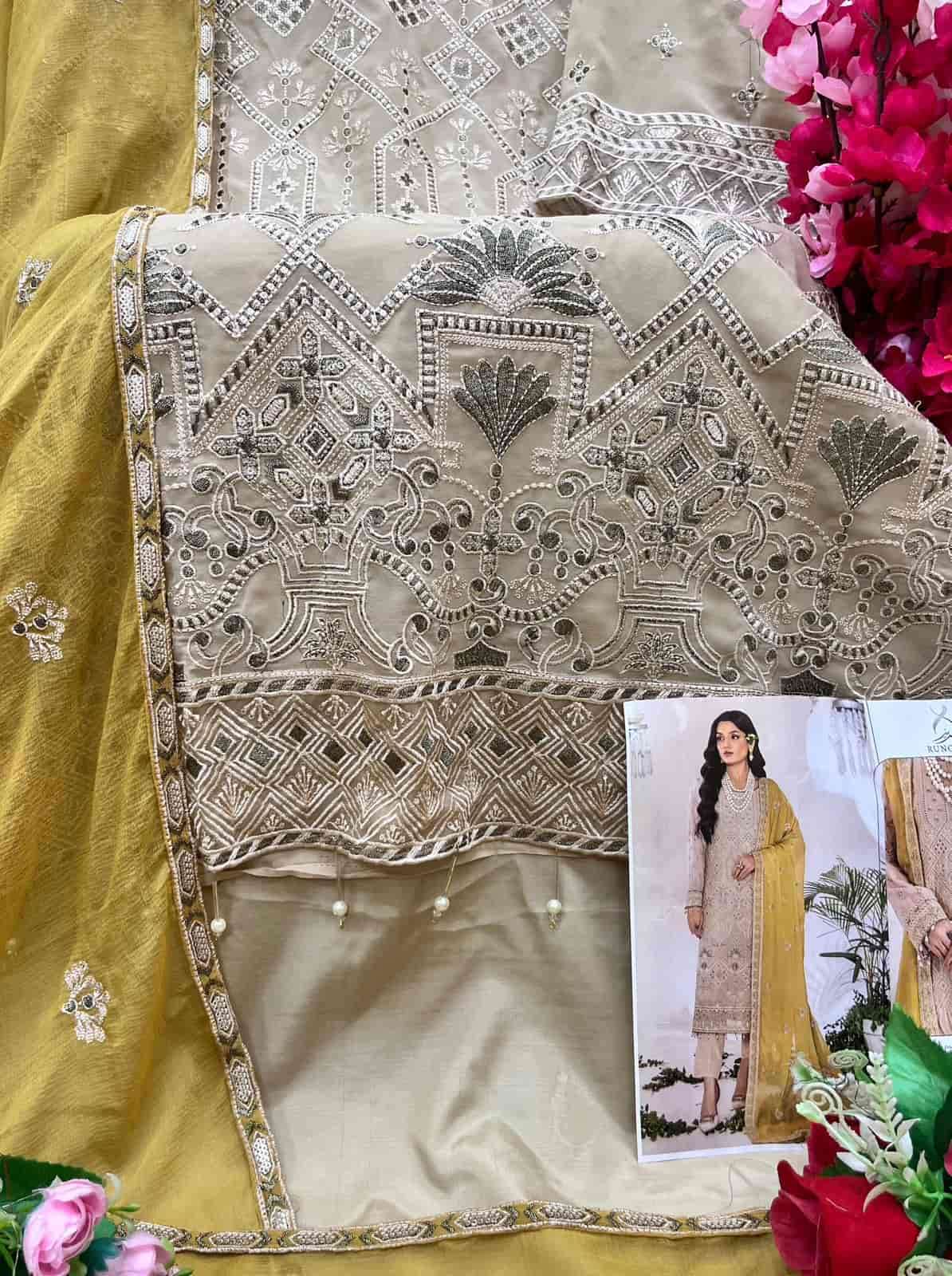 Rungrez 5006 Pakistani Embroidered Designer Salwar Suit Exporter view 4