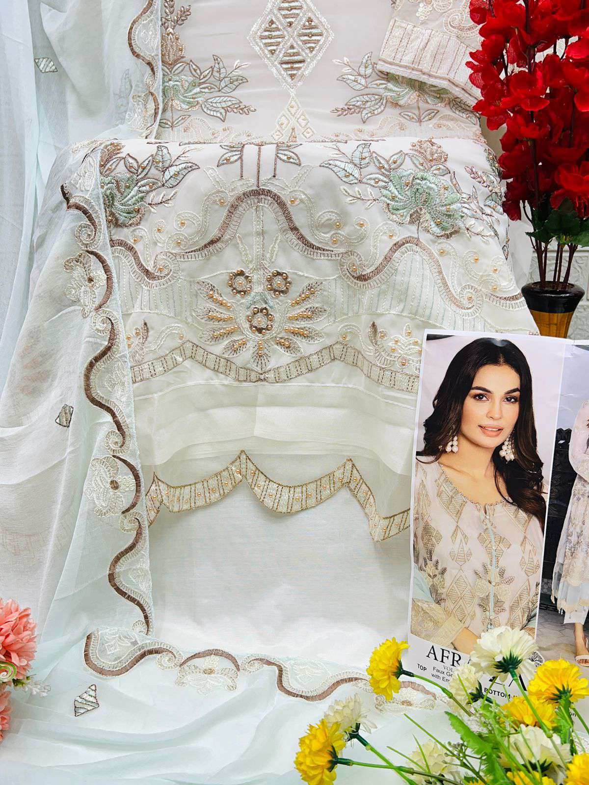 Zaha Afra Vol 1 10284 To 10286 Designer Georgette Suit Pakistani Collection view 13