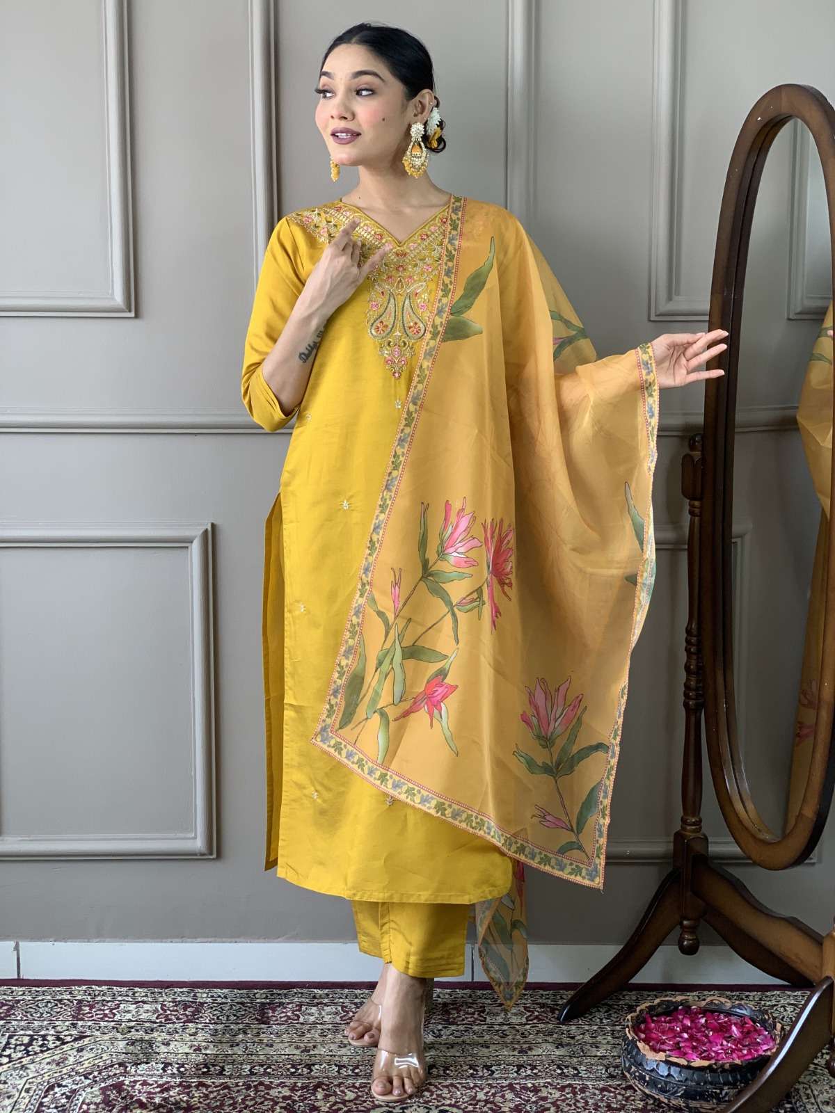 Alfaaz Tanisha Vol 6 Stylish Kurti Bottom Dupatta Set New Designs view 4