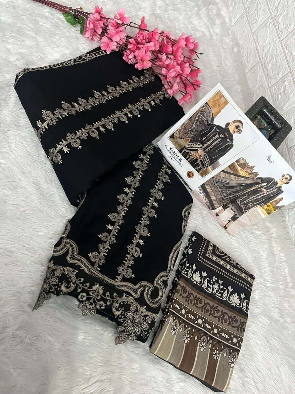 MariaB Exclusive Designer Pakistani Cotton Suit view 2