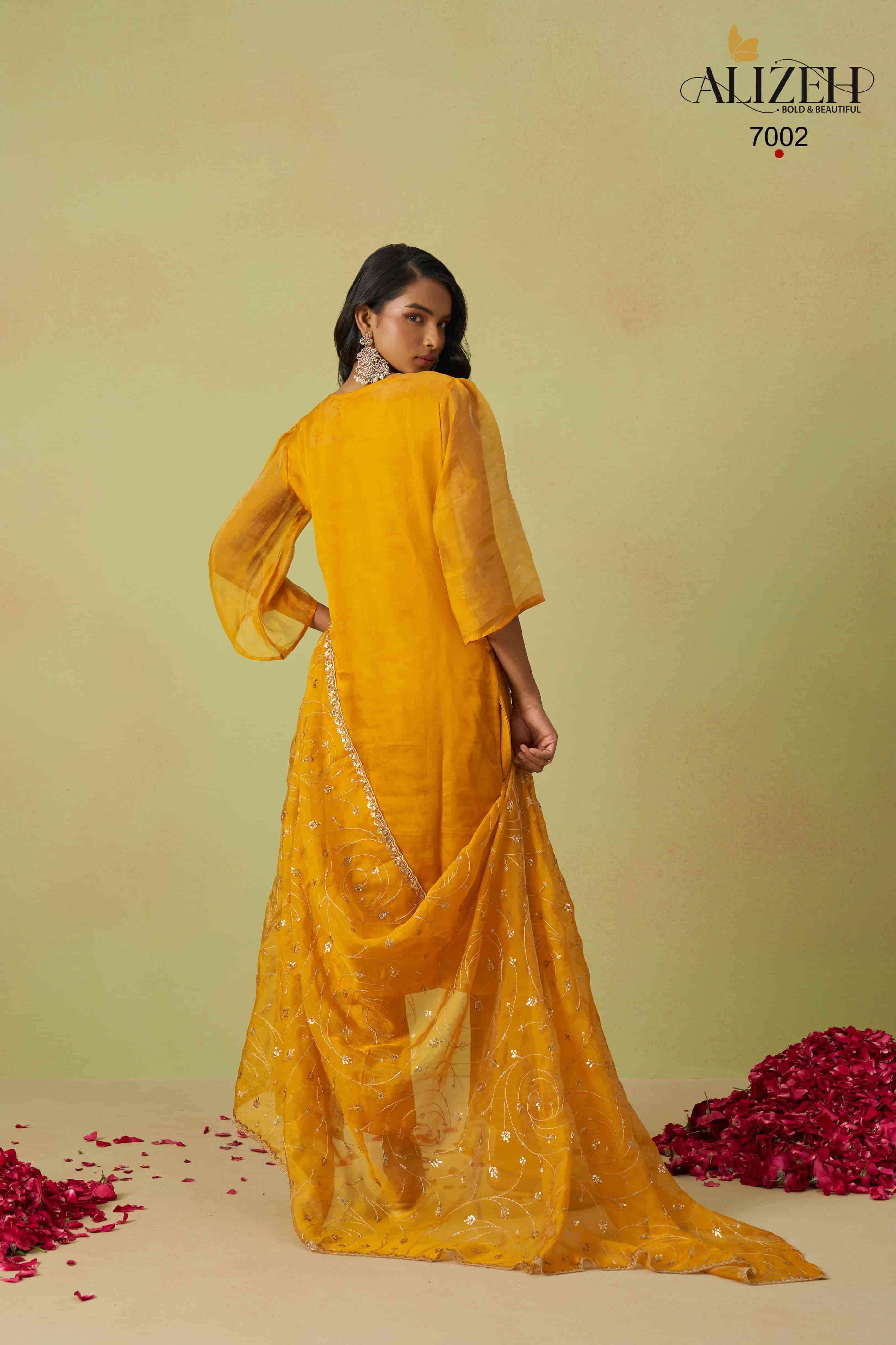 Alizeh Gulaabo 7001 to 7004 Shimmer Organza Salwar Suits view 6