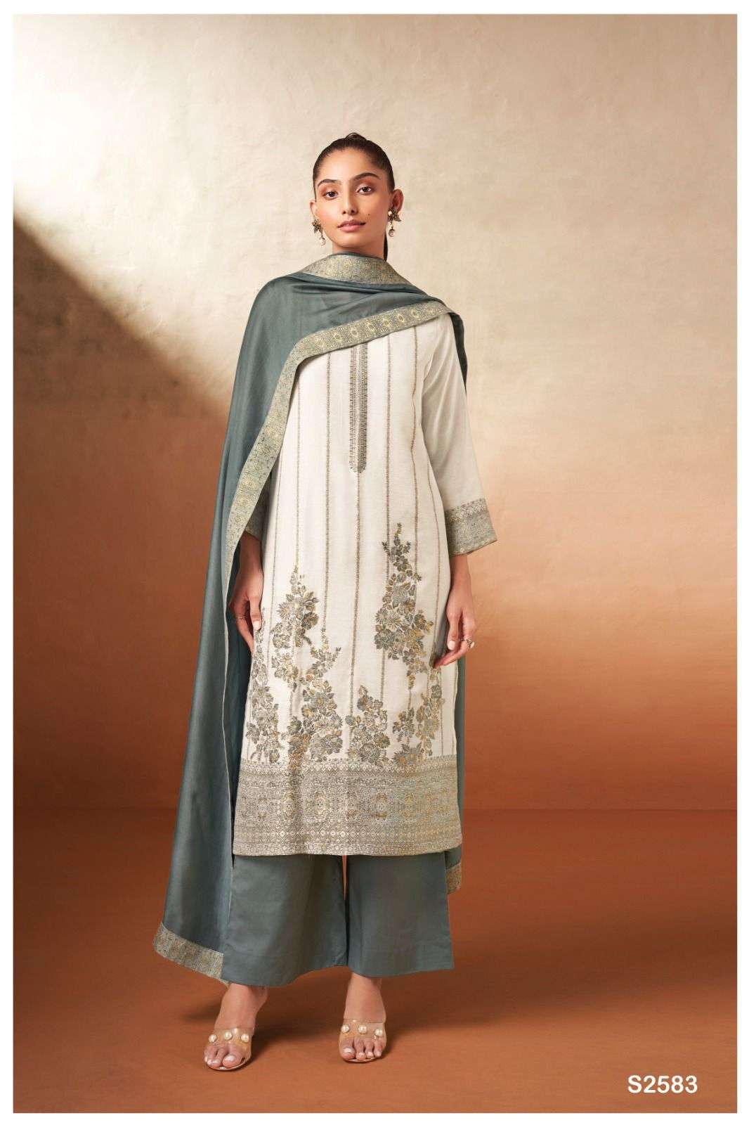 Ganga Evalyn 2583 Exclusive Ladies Dress Ganga Fashion Suit Collection view 3