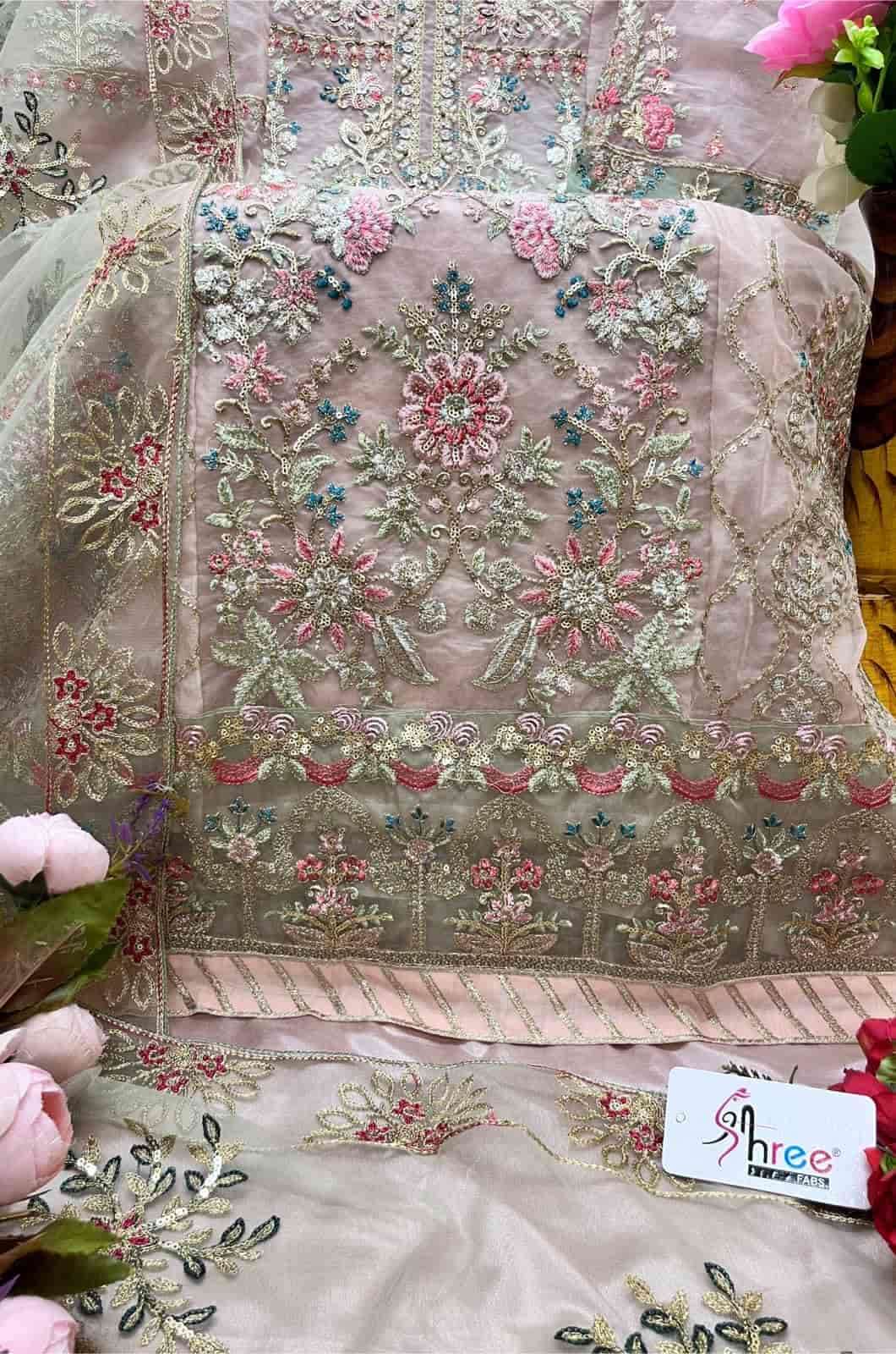 Pakistani Style Organza Wedding Salwar Suit view 2