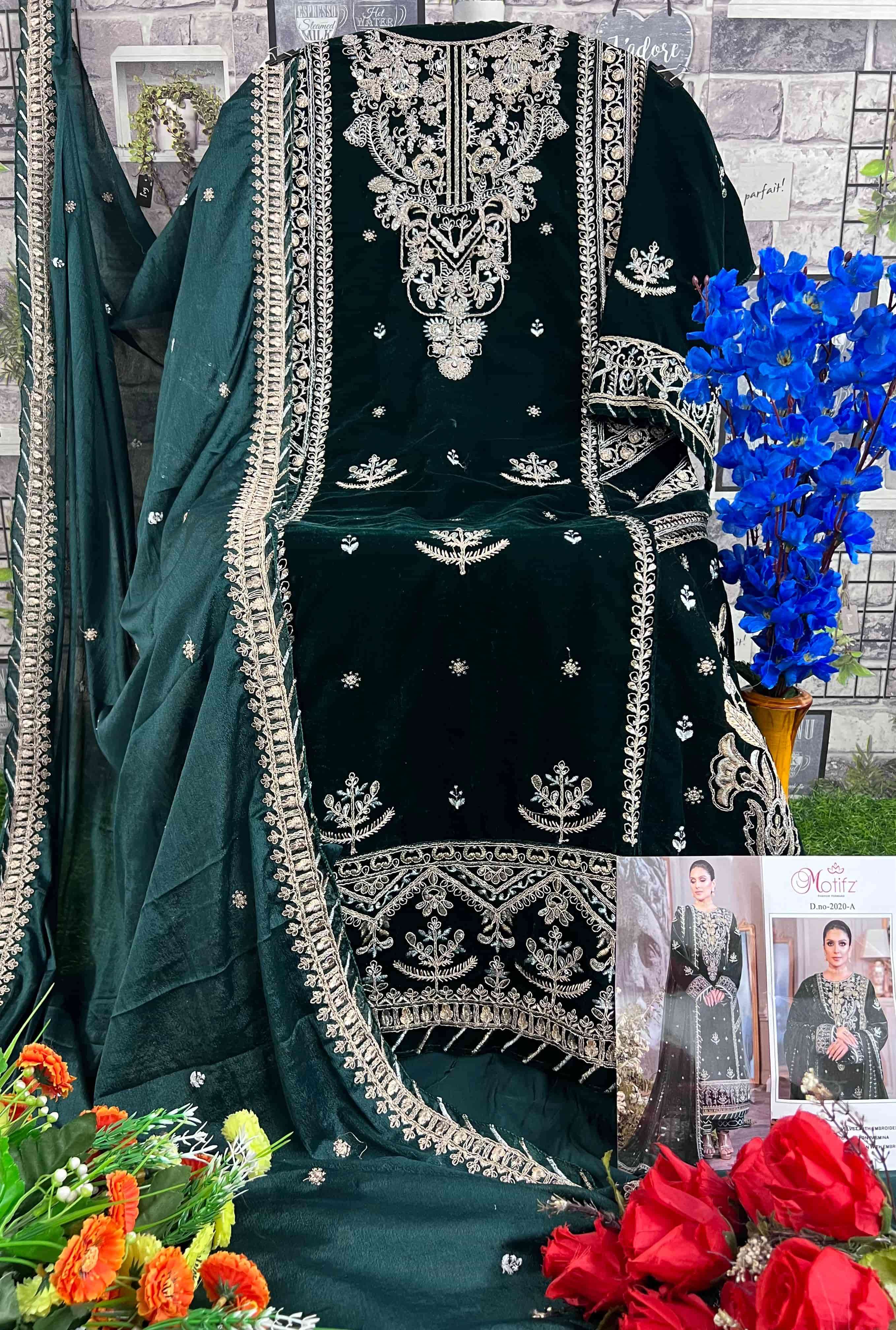 Motifz 2020 Colors Winter Wear Style Heavy Designer Pakistani Suit Wholesalers view 5