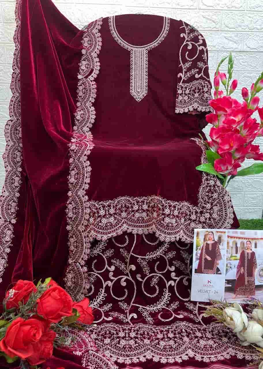 Deepsy D 32221 E Festive Wear Style Designer Pakistani Embroidered Suit Ensemble view 2