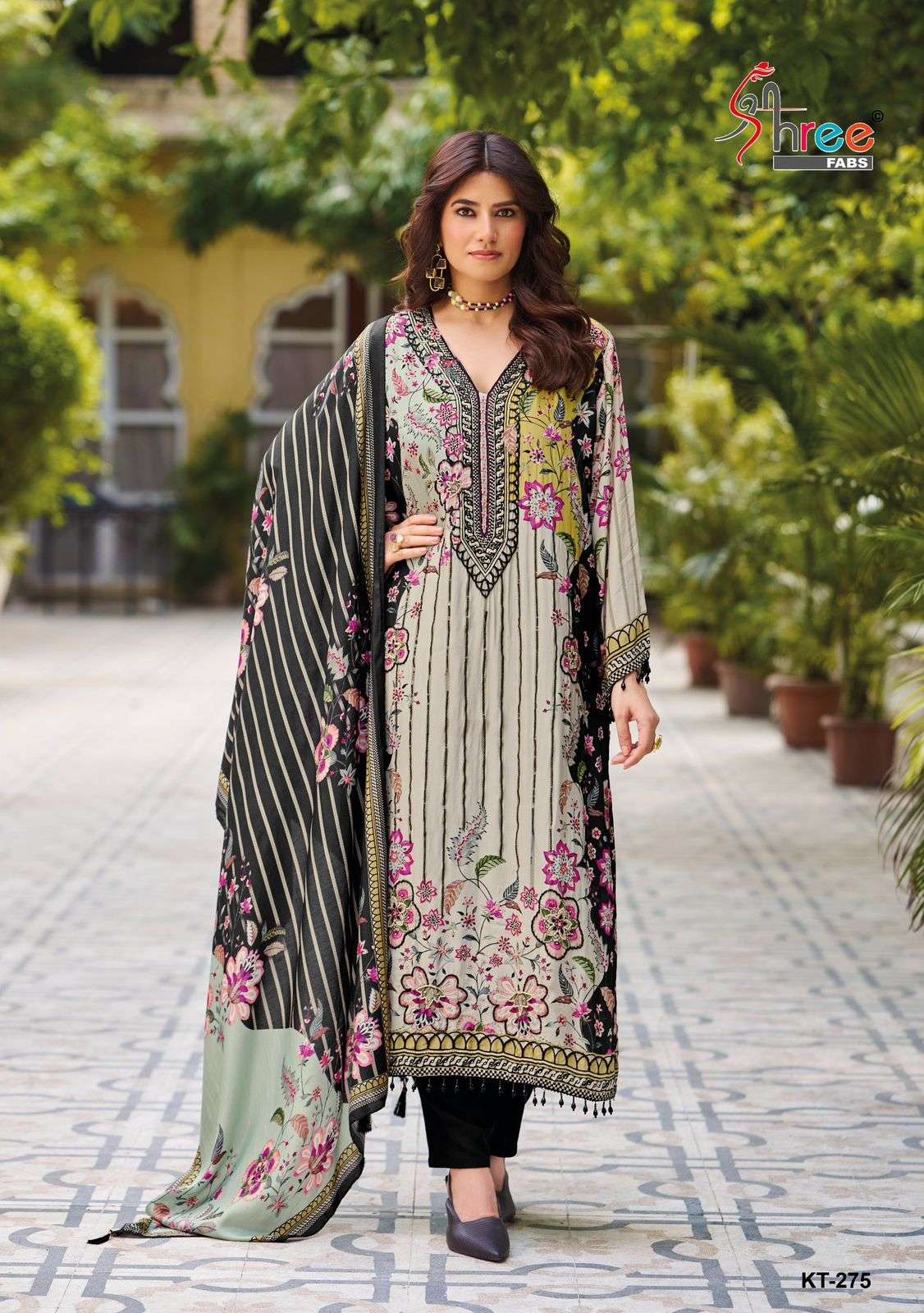 Shree Fabs Kt 275 A Digital Printed Pakistani Muslin Suit Collection view 4