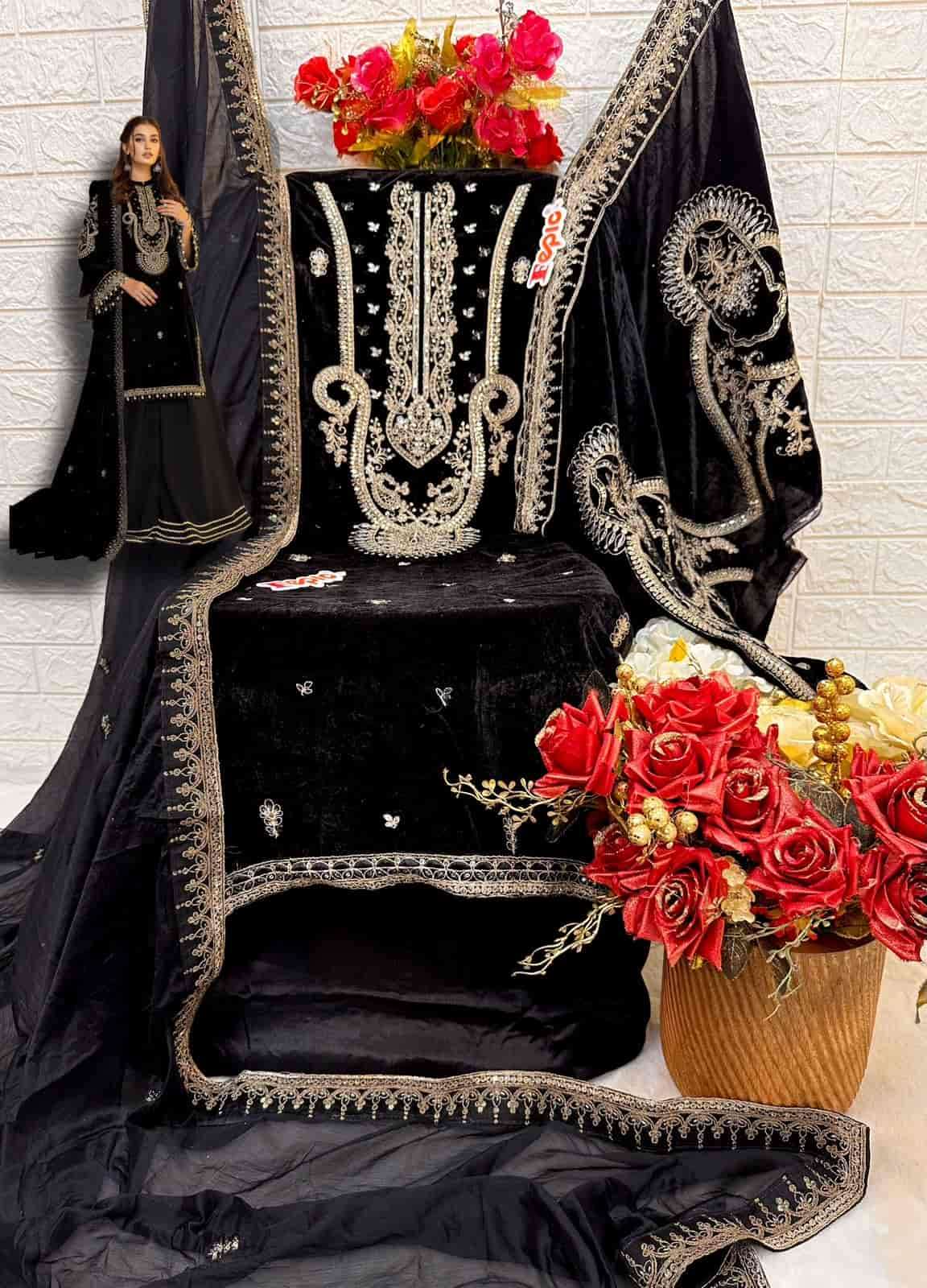 Fepic V 17013 Exclusive Heavy Designer Style Party Wear Velvet Suit Collection view 2